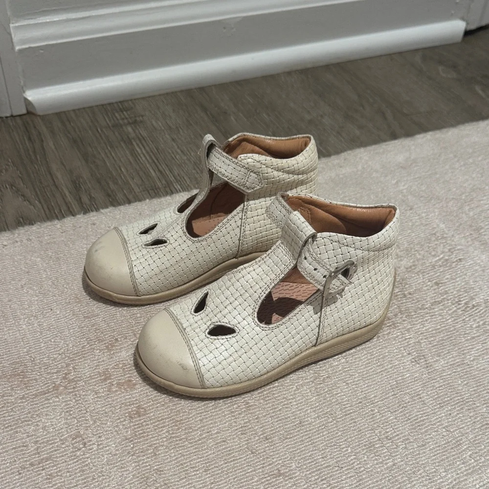 Vintage Kids Cream Leather T-Strap Sandals